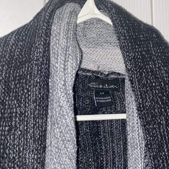 Grey/Black Wool Cardigan Size S - Picture 2 of 2